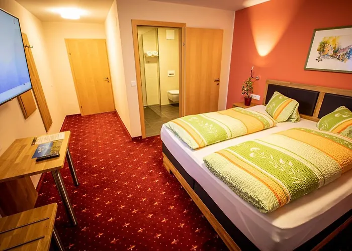 Eckbergerhof Hotel 2*